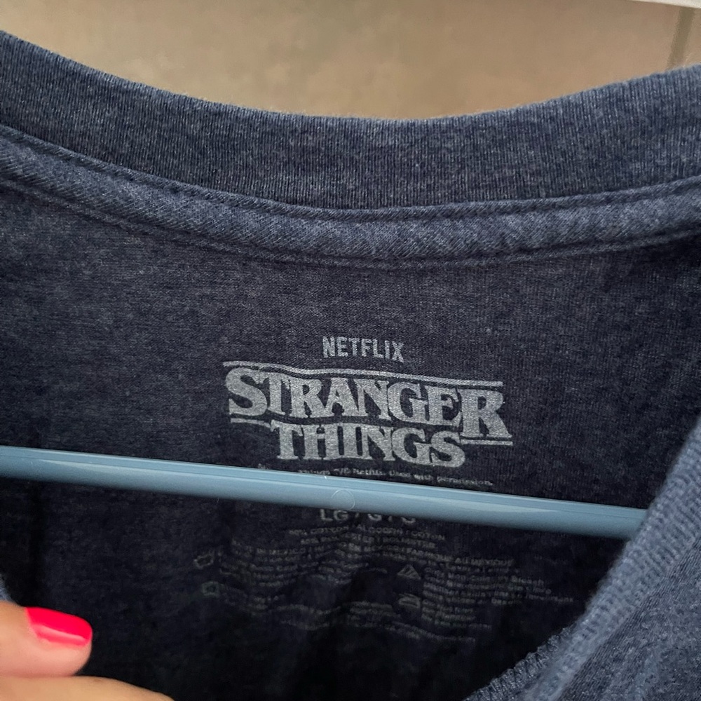 Stranger things tee - Picture 4 of 4